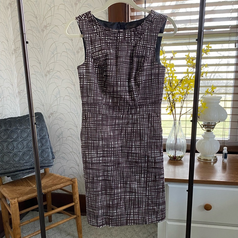 Brown dress